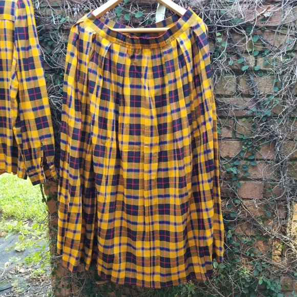 Vintage Laura and Jane plaid skirt set L - Picture 5 of 9